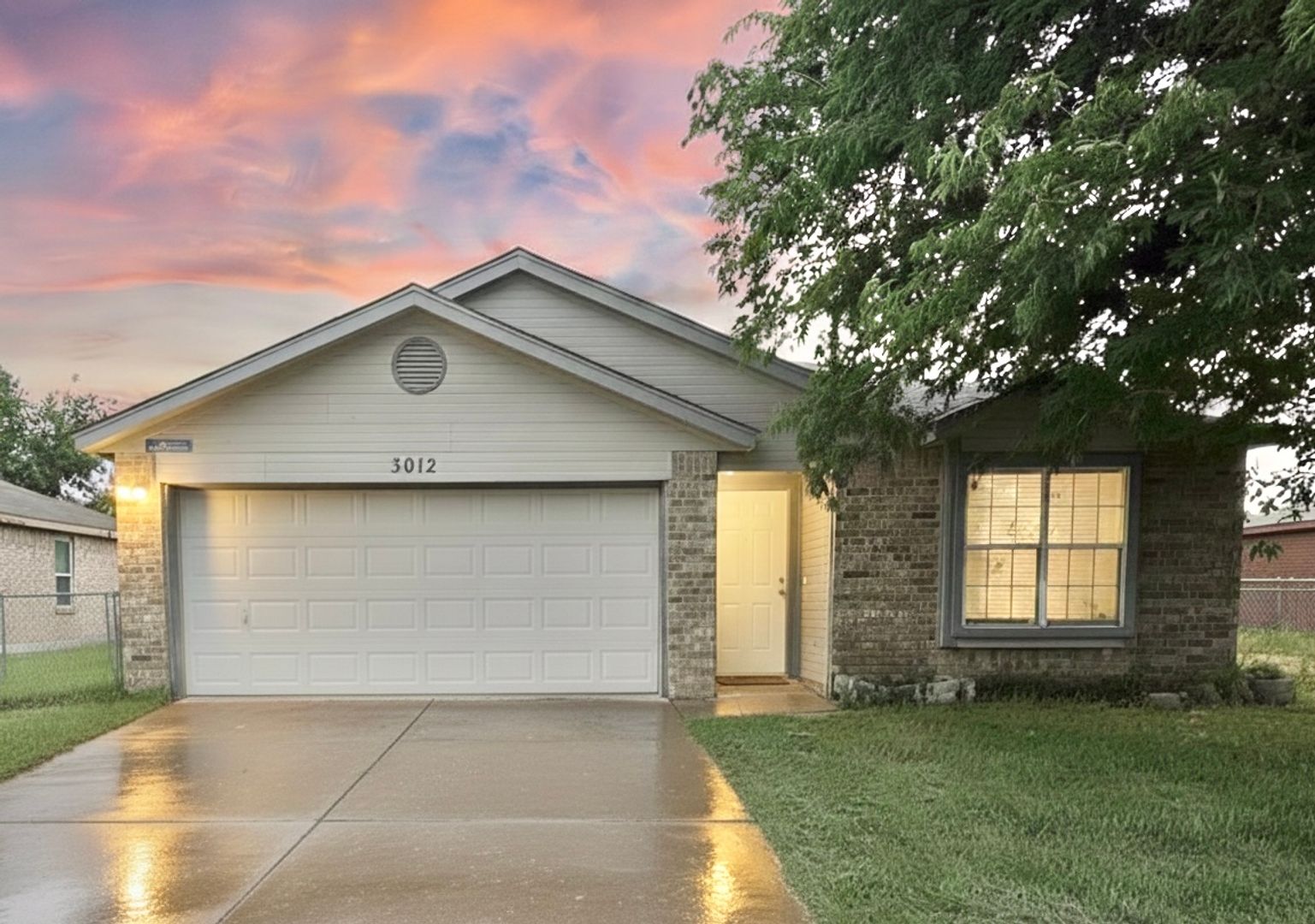 Killeen House: 3012 Viewcrest Dr