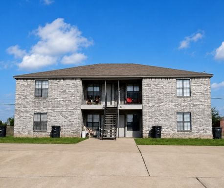 3414 Cantabrian Dr Unit B – photo 1