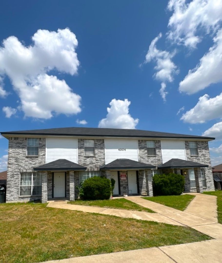 Killeen Apartment: 4304 Deek Dr.