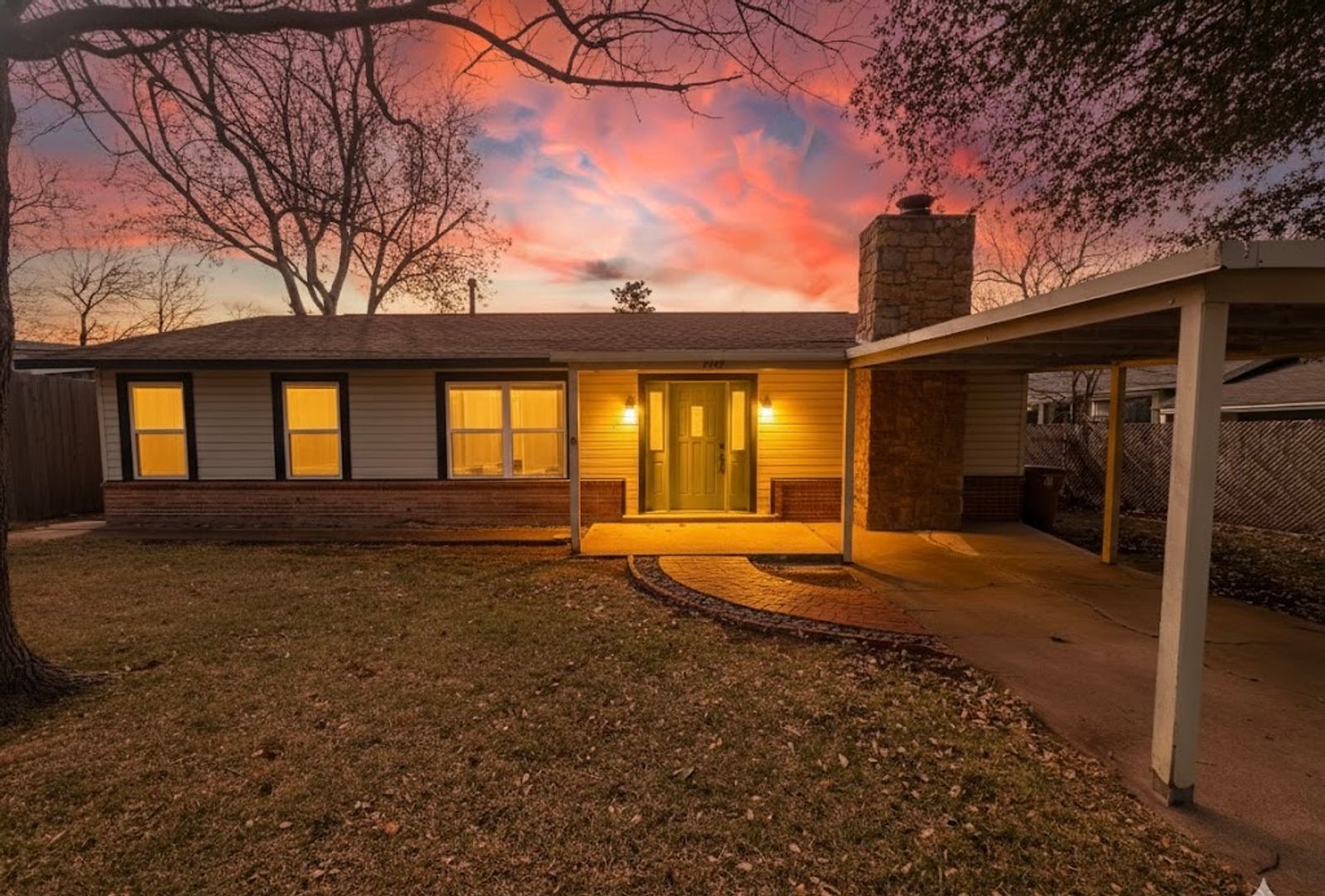 Austin House: 2207 N Plains Ave