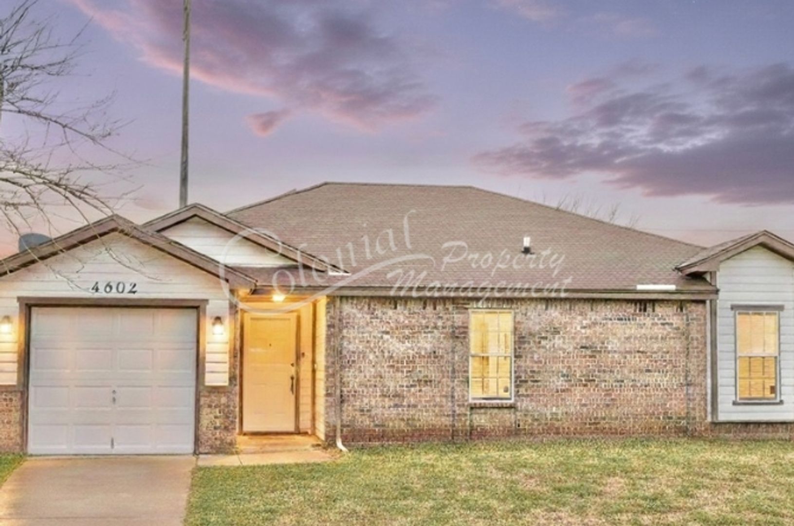 Killeen House: 4602 Greyhound Dr