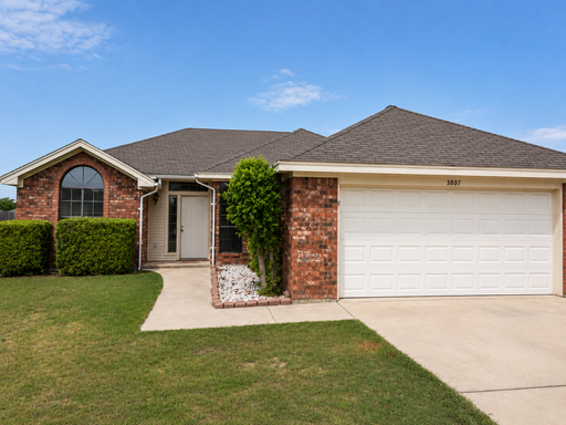 3807 Shellrock Dr – photo 1