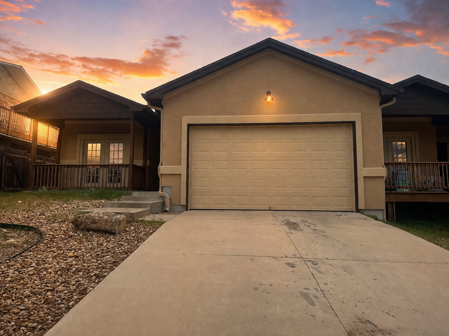 Lago Vista House: 21425 Patton Ave A