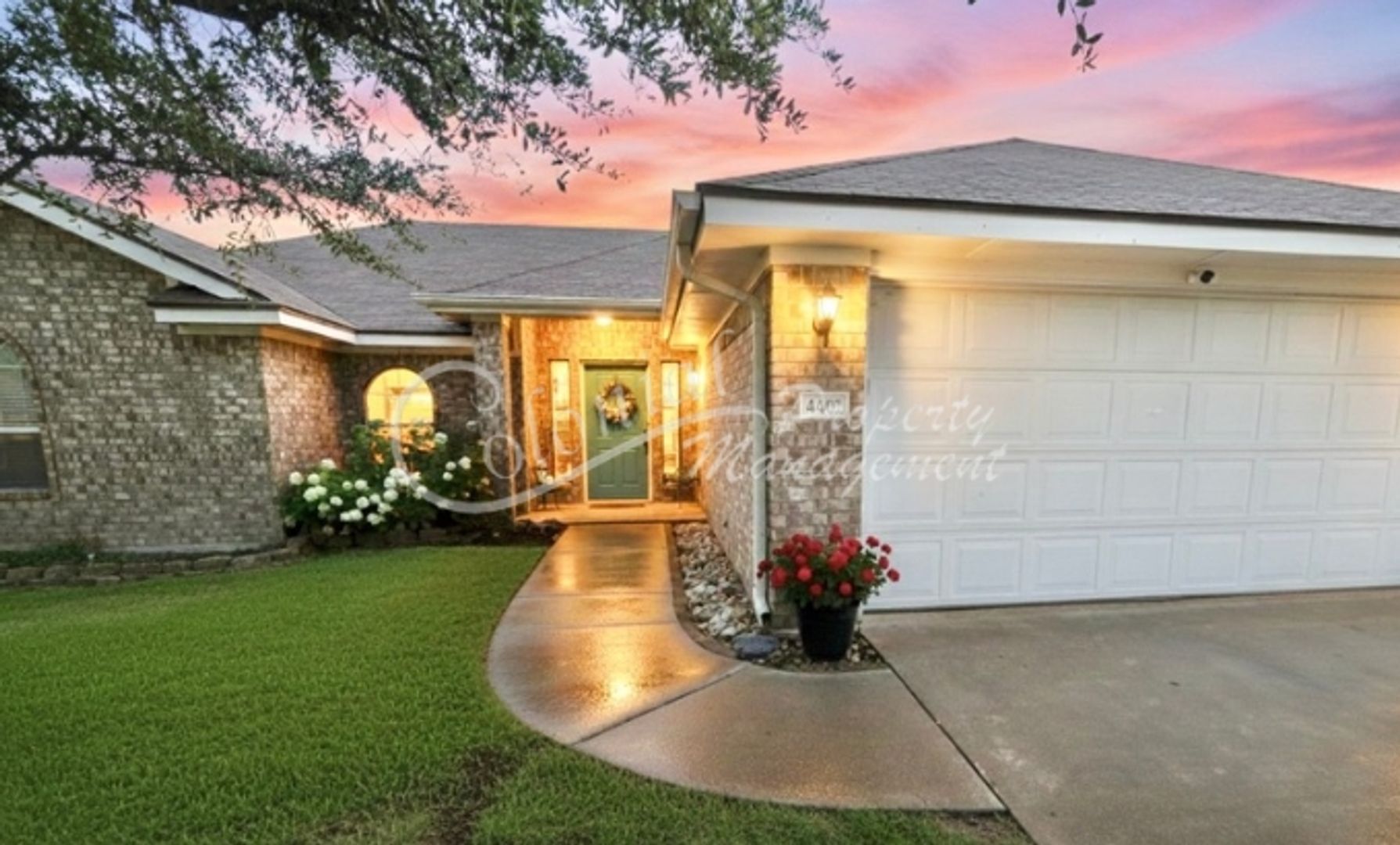 Killeen House: 4402 Fawn Dr