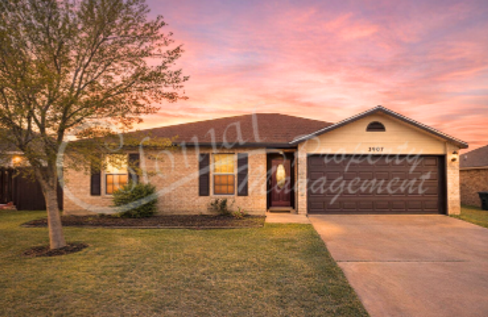 Killeen House: 3907 Fieldcrest Dr