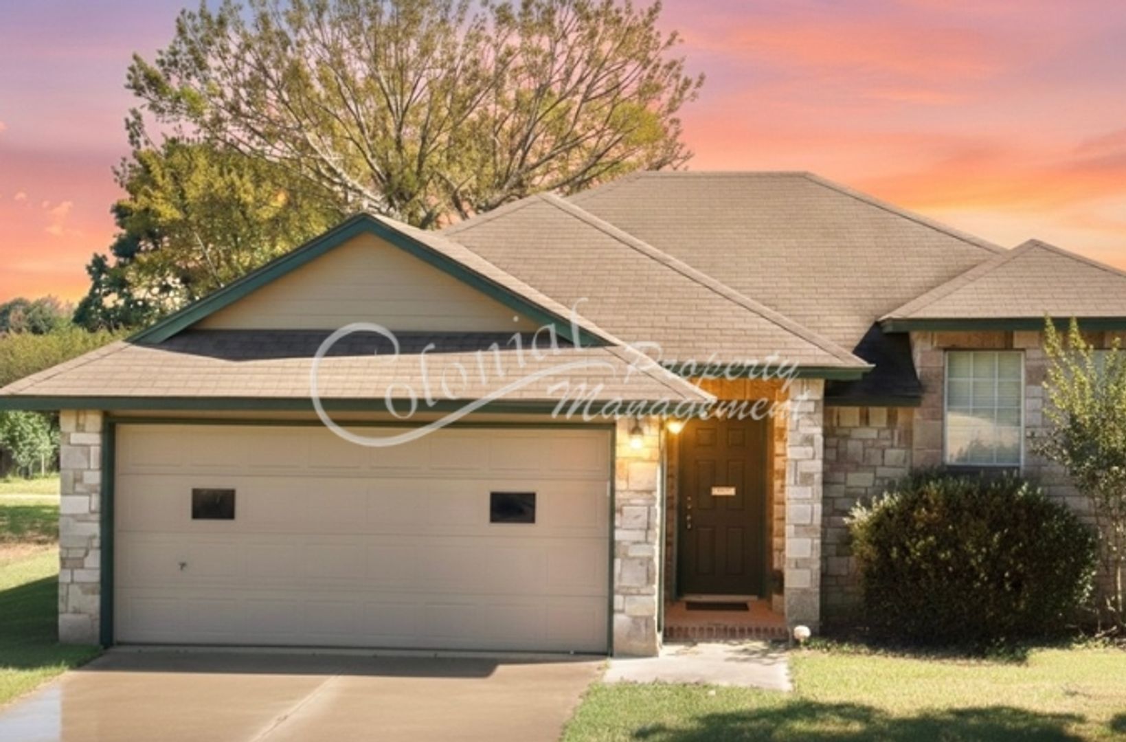 Killeen House: 2404 Henry Dr