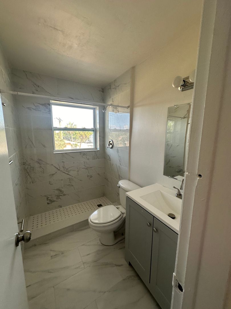 Beautiful and spacious corner unit, two bedroom two bathroom located in the heart of North Miami Beach 7 of 12