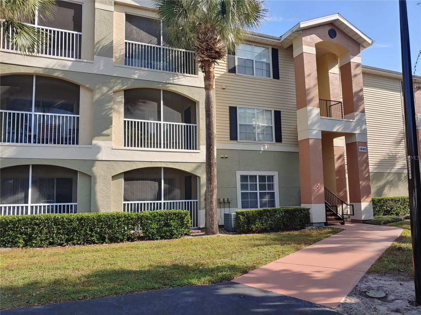 Oviedo Condo: 1949 Summer Club Dr.