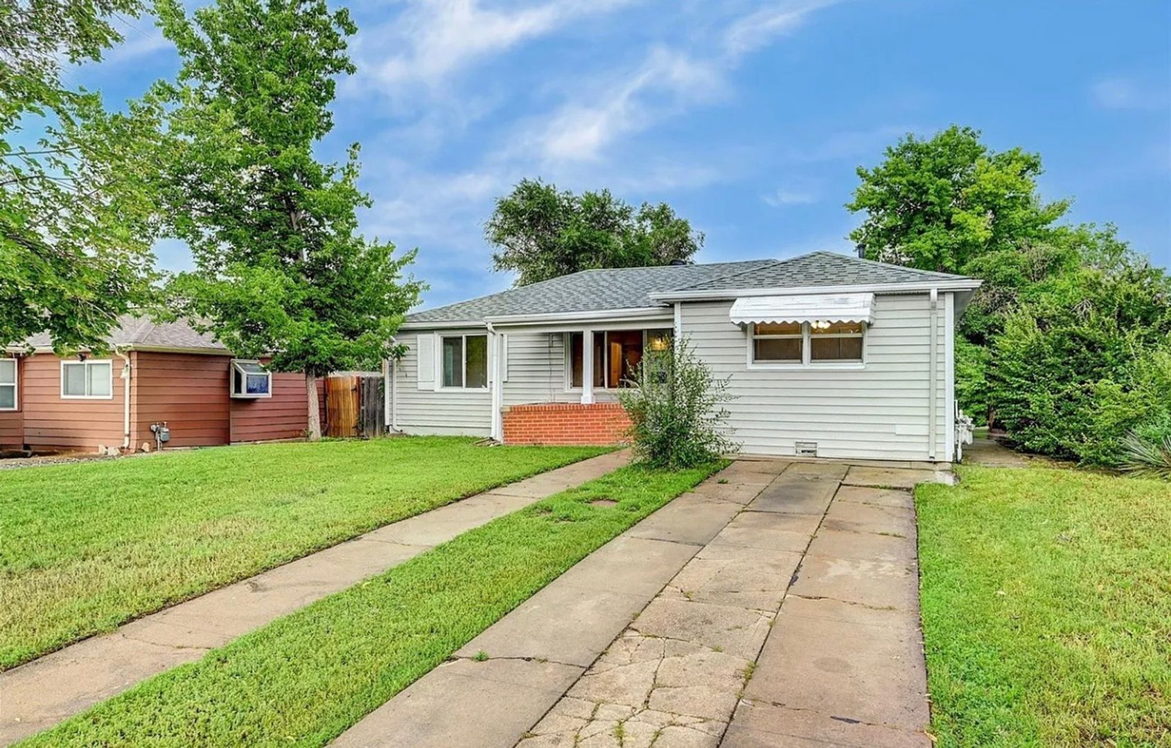 Aurora House: 768 Geneva St #B