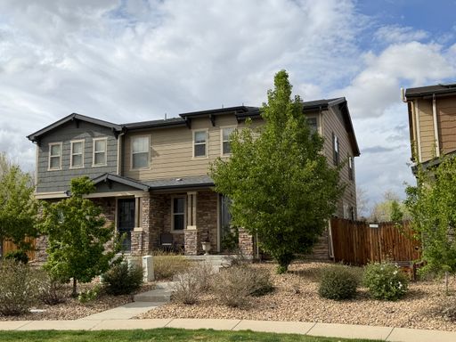 Modern West Arvada End-Unit with Cul-de-Sac Privacy & 2-Car Garage – photo 1