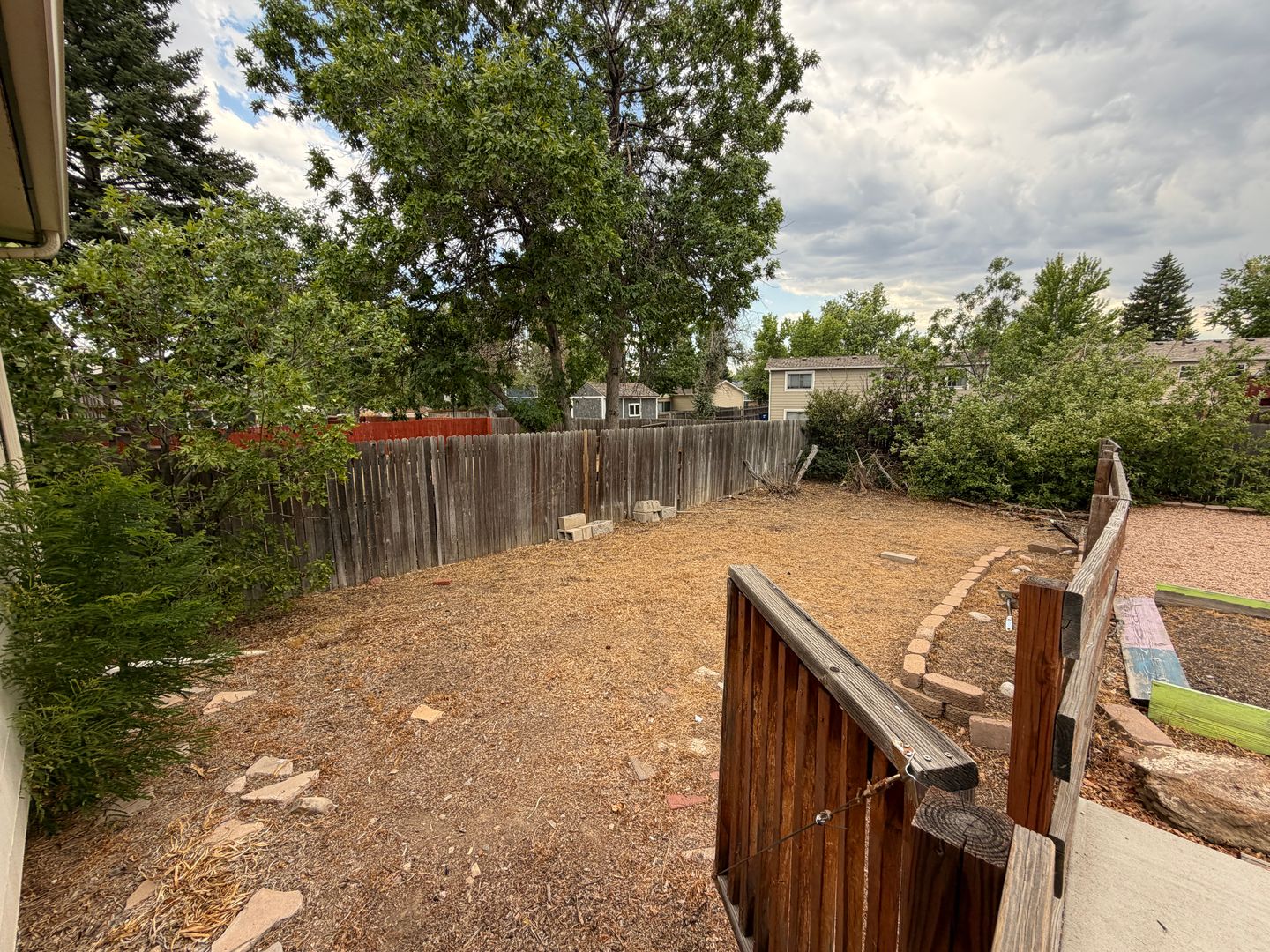 Pitkin Circle - JK 25 of 28