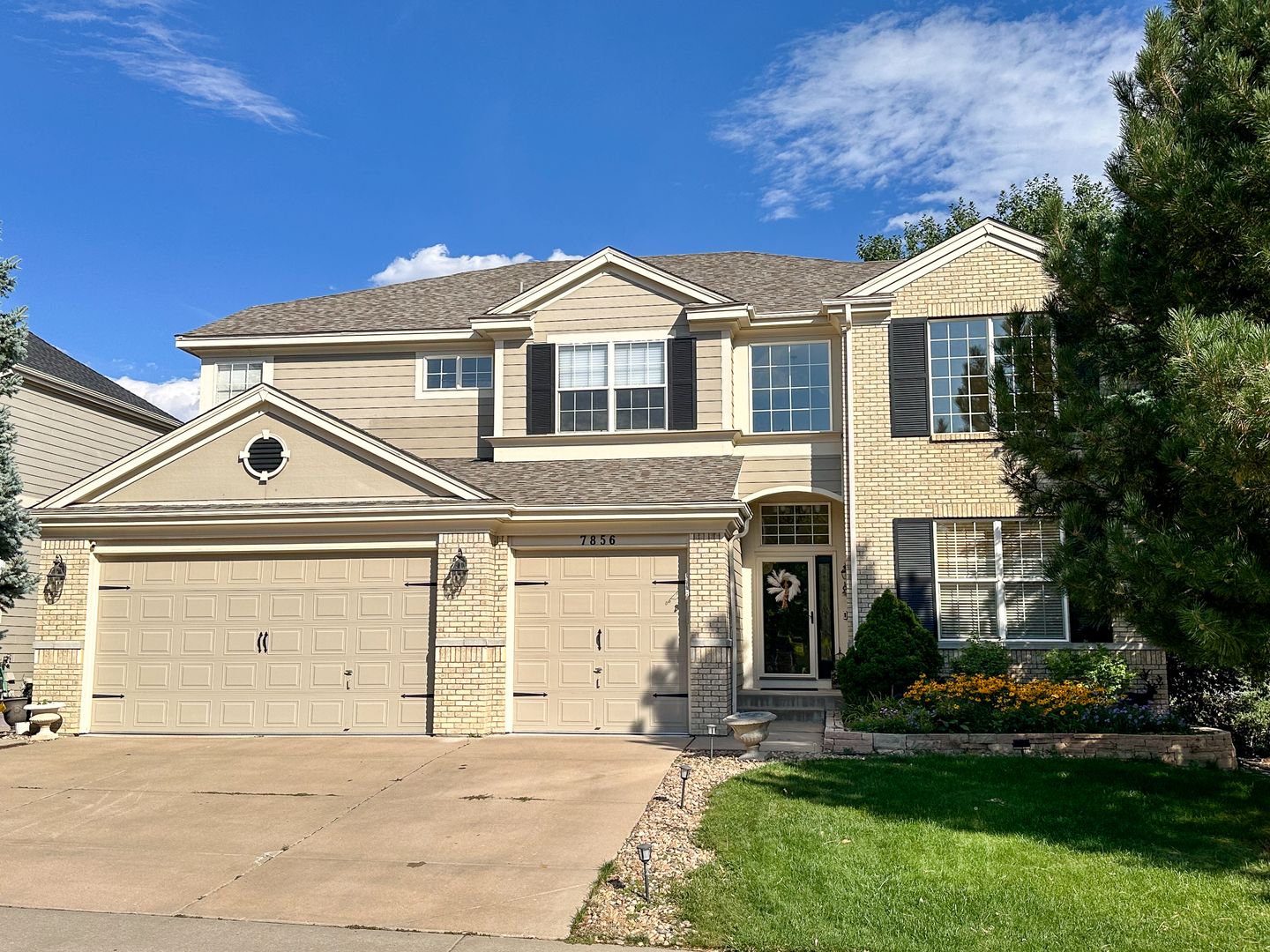 Castle Pines House: 7856 Stonedale Dr