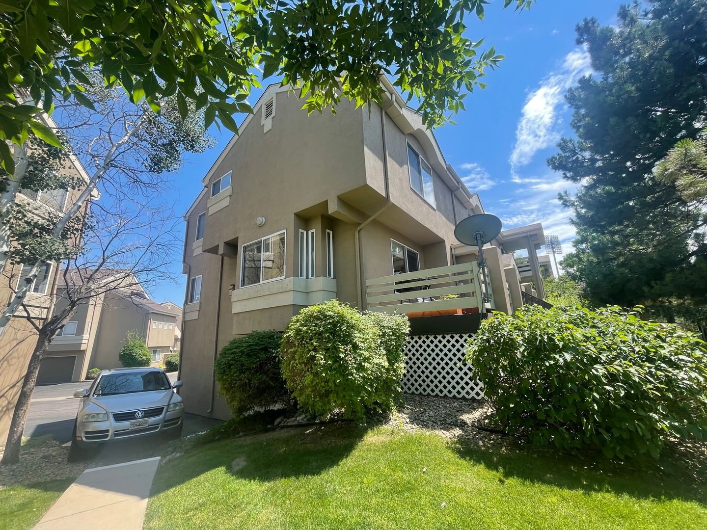 Denver Townhome: 4525 E Kentucky Cir