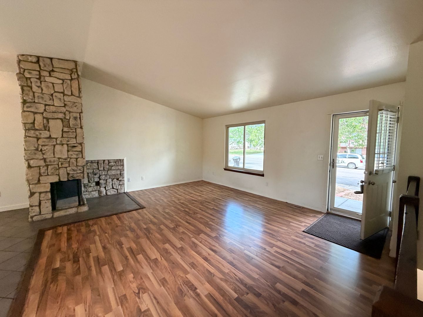 Pitkin Circle 3815 South- JK 3 of 12