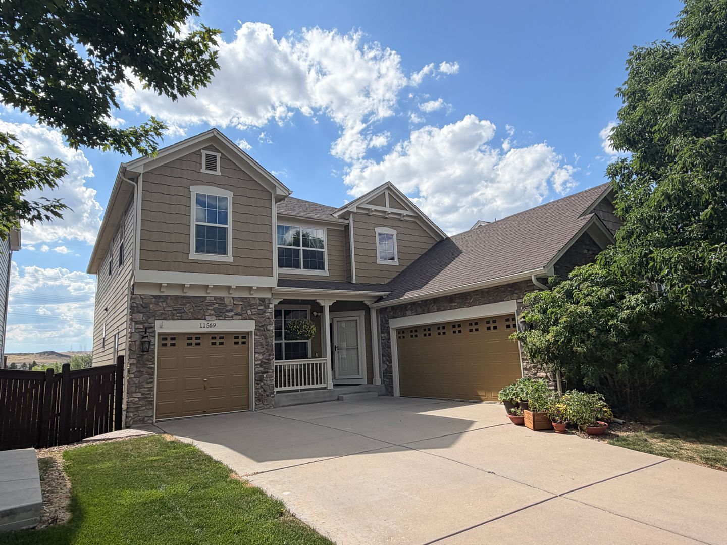 Parker House: 11569 S Flower Mound Way