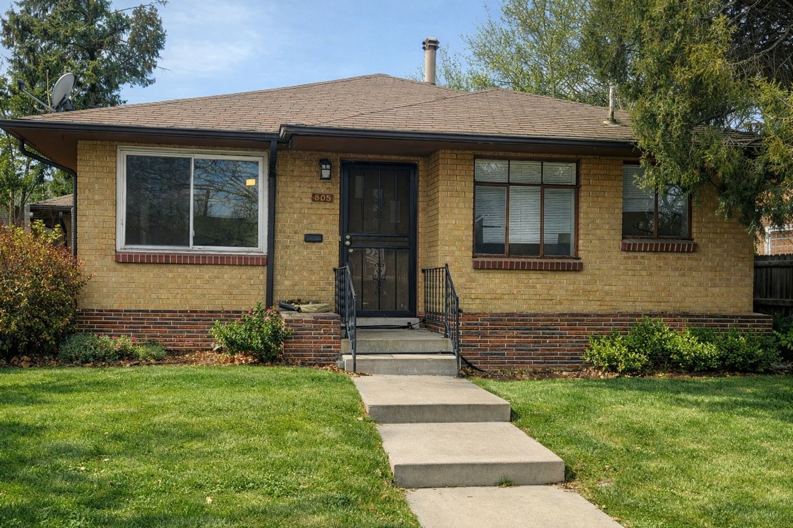 Denver House: 805 Monroe st
