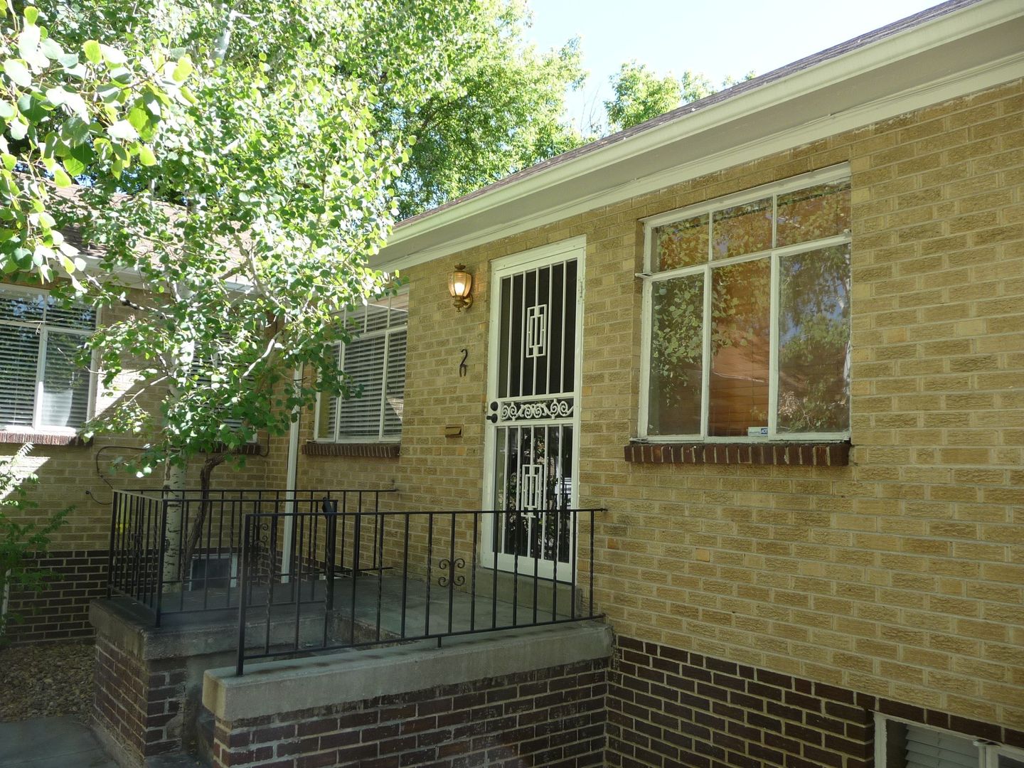 Denver House: 1600 Winona Court #2