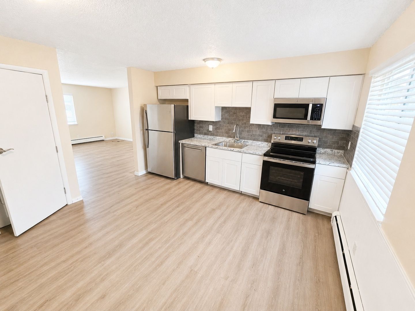 Englewood House: 55 E Chenango Avenue