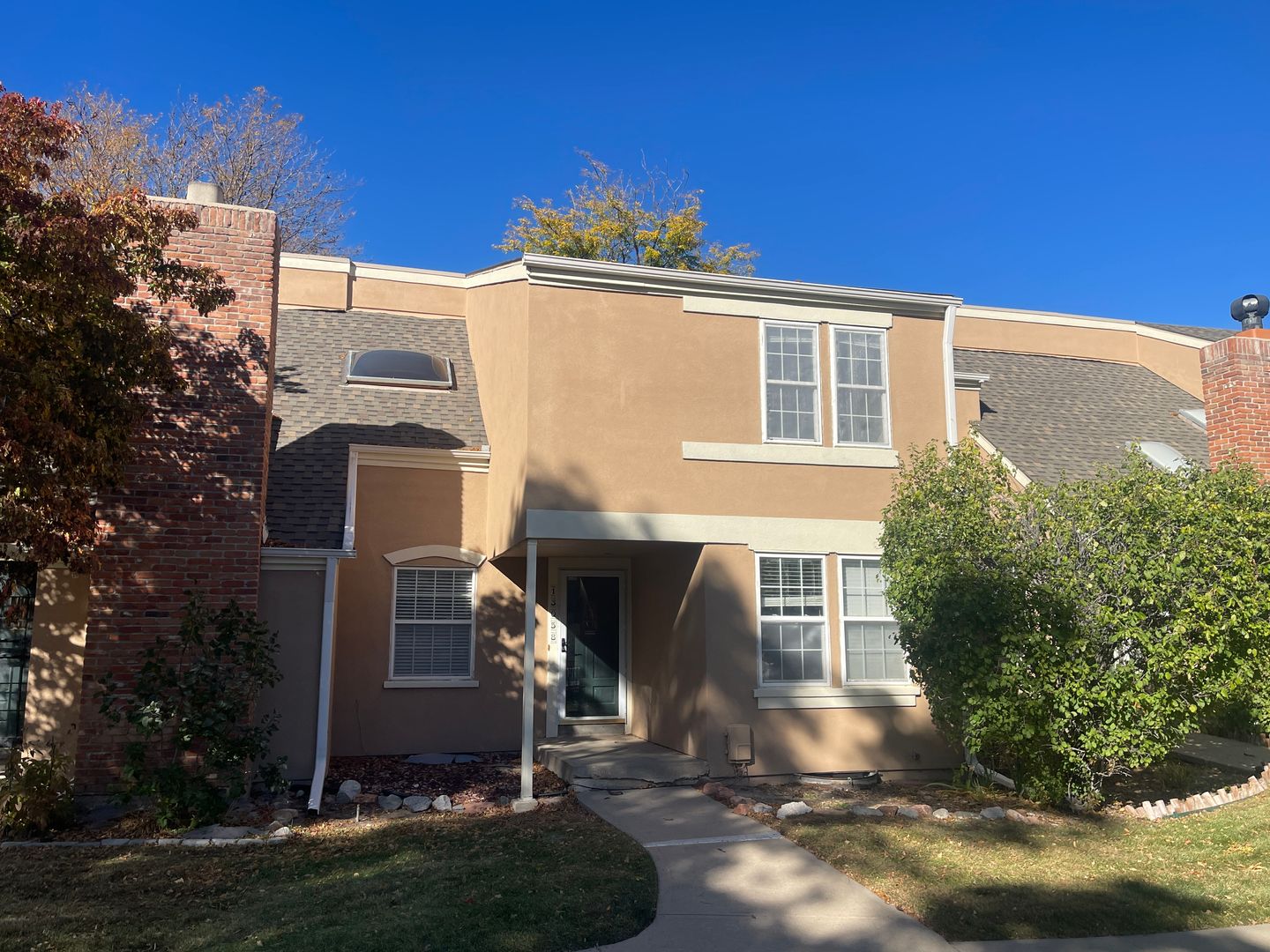 Aurora Townhome: 13058 E Amherst Ave.