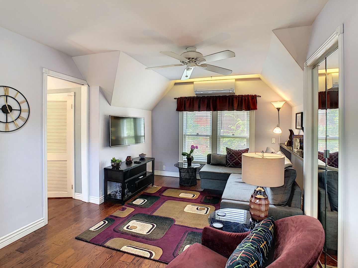 Denver Apartment: 124 S Sherman St