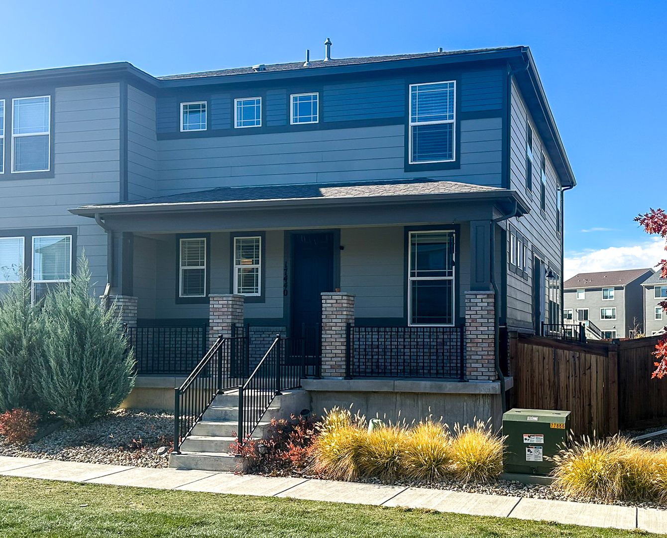 Parker House: 17440 Pacific Peak Cir