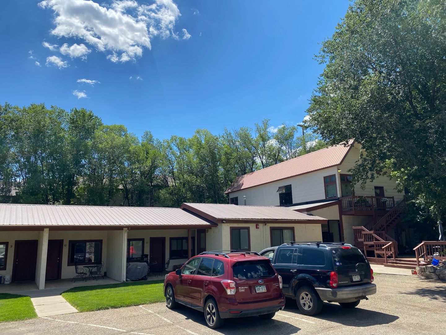 Durango Apartment: The Edelweiss 689 Animas View