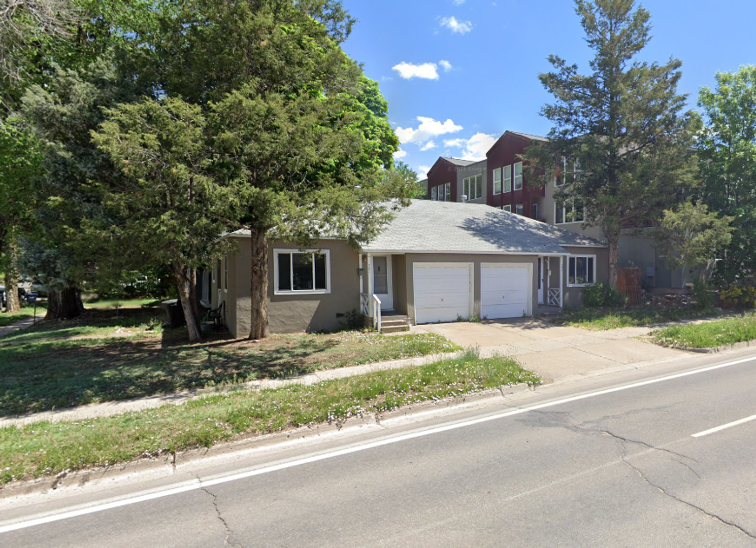 Durango Townhome: 723 E College Dr