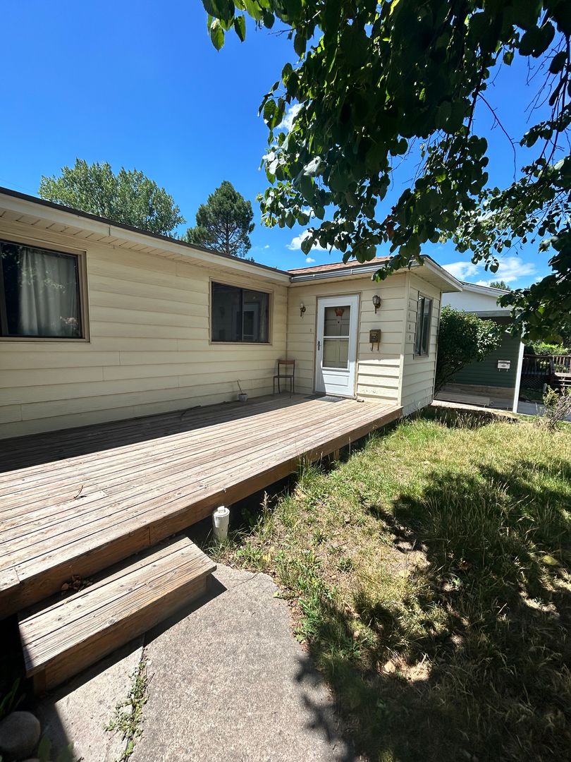 Durango House: 2409 Thomas Ave