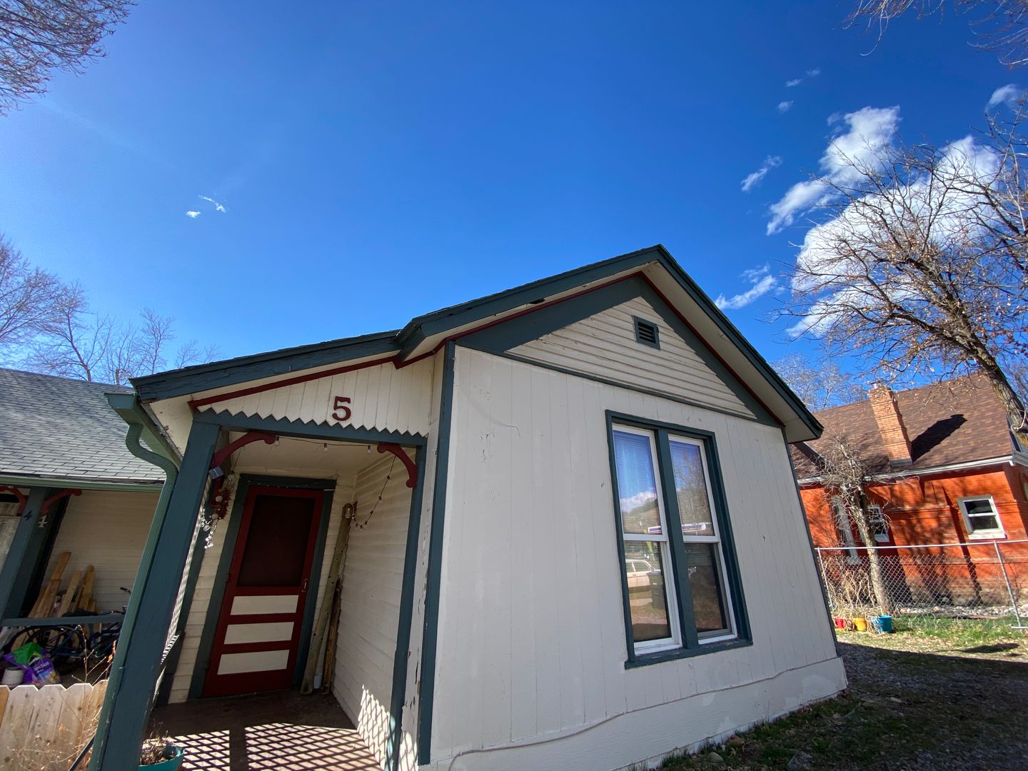 Durango Apartment: 527 E 4th Ave
