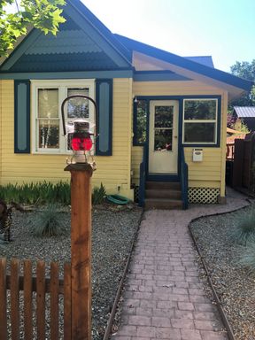 Great location! Furnished 2 bedroom, 1.5 bath House with Bonus Room – photo 1