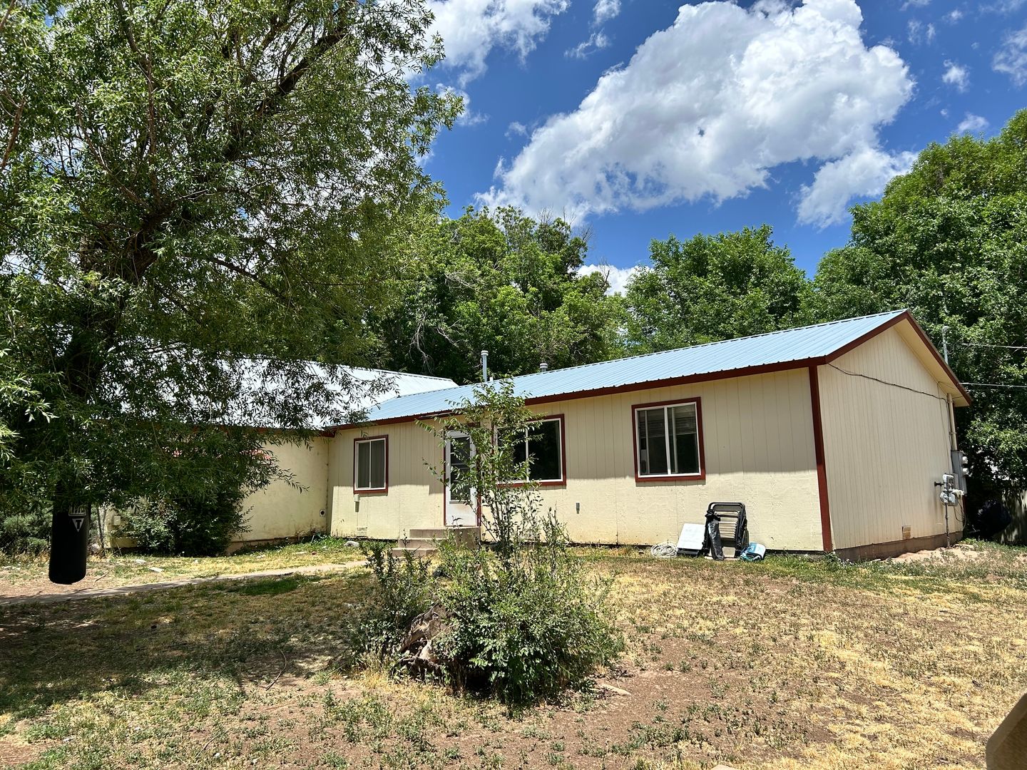 Durango Apartment: 133 W 30th Street