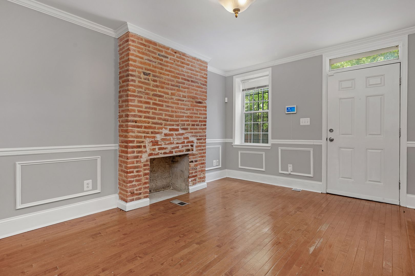 104 S Carrollton Ave, Baltimore, MD 21223 6 of 12