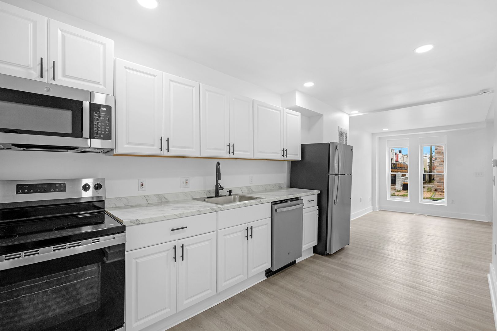 Baltimore House: 2213 E Madison St