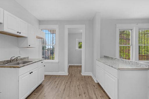 4 Bedroom 2 Bathroom in Lower Edmondson Village – photo 1