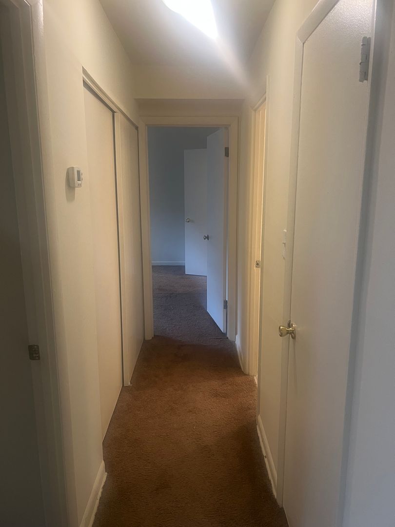 Suiteland House: 3827 St Barnabas Rd