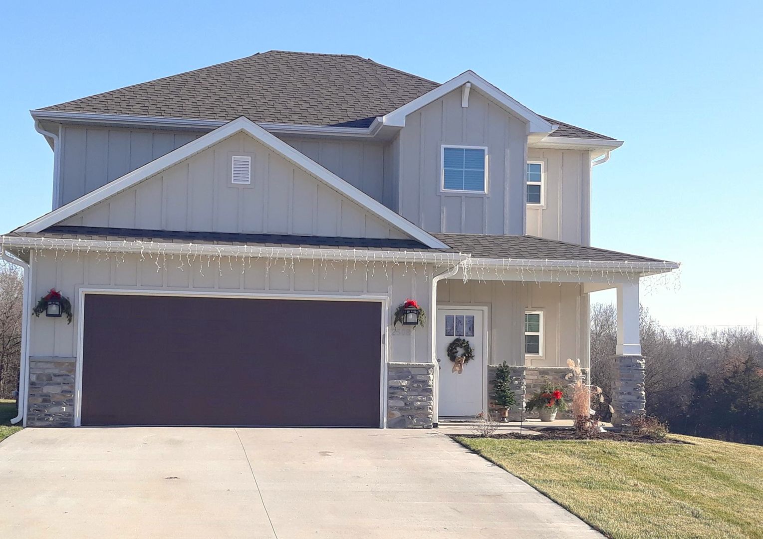 Columbia Apartment: 2625 Stinson Ave