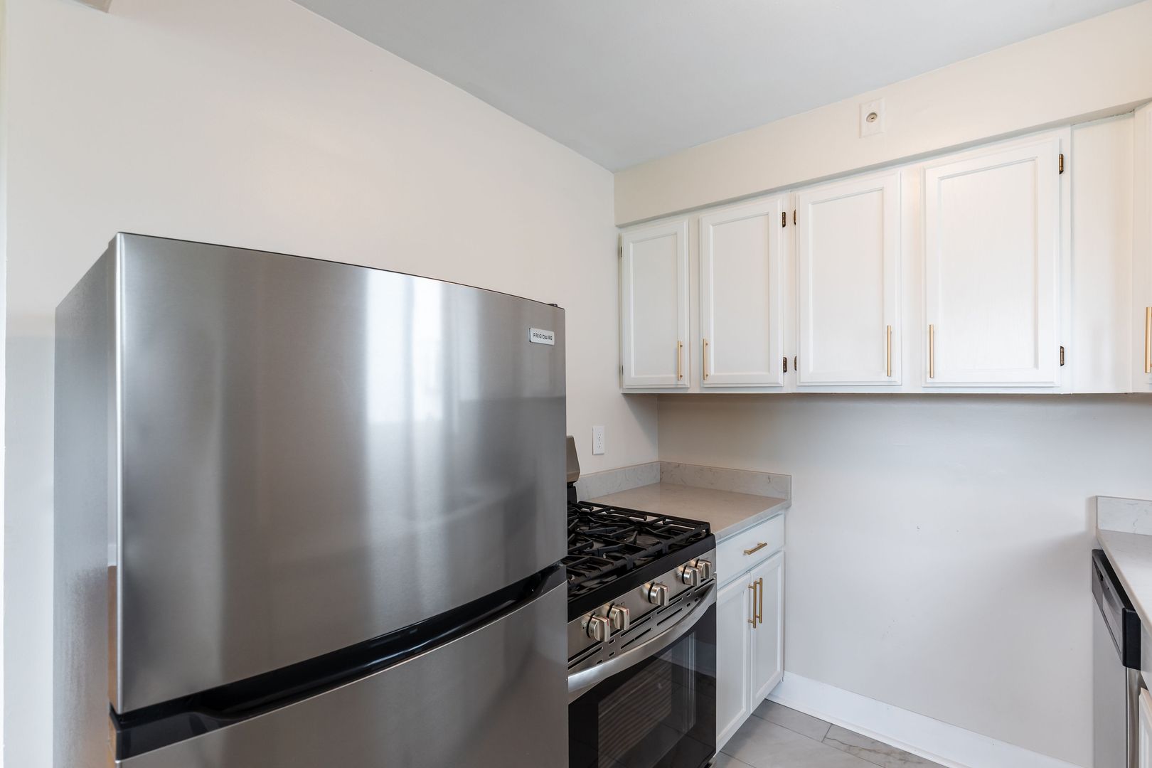 Cincinnati Apartment: 3421-3425 Pape Avenue