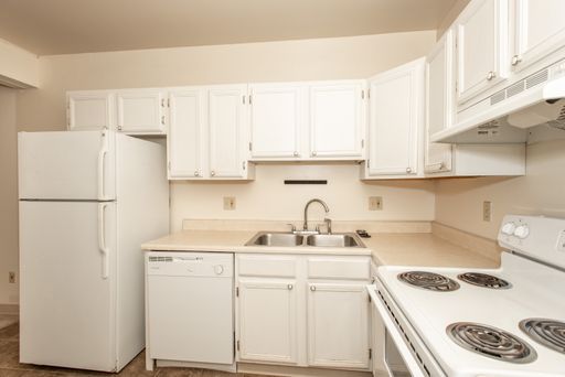 240 E University Avenue, #2, Cincinnati, OH 45219 photo 2