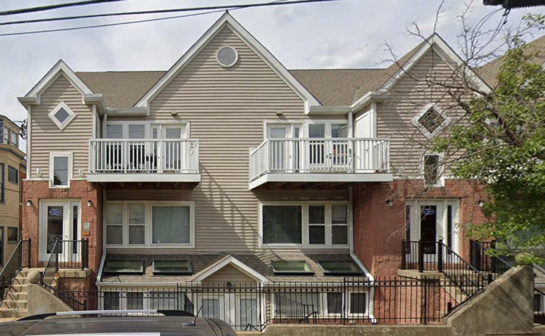 Cincinnati Apartment: 246-254 E University Ave