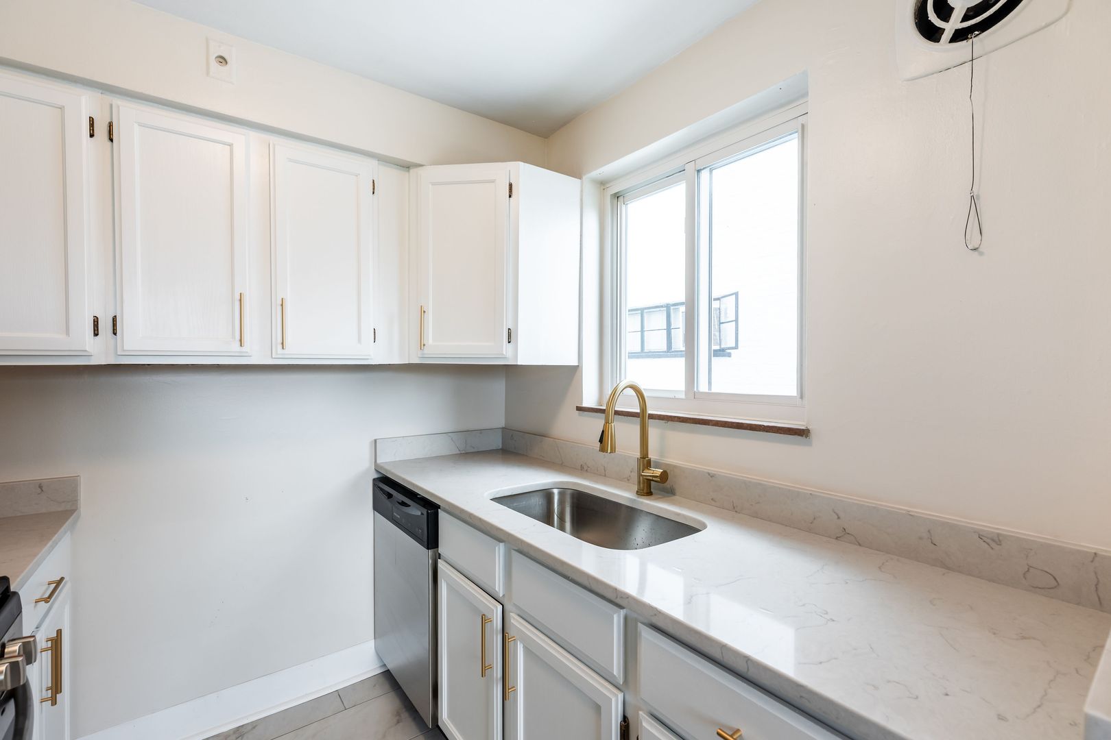 Cincinnati Apartment: 3421-3425 Pape Avenue
