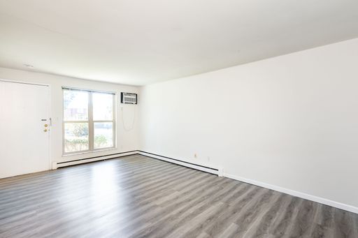 5634 Macey Ave - Studio, Cincinnati, OH 45227 photo 5