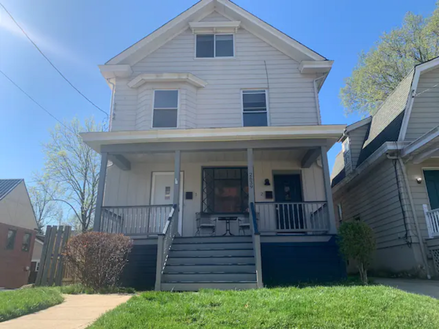 Cincinnati Apartment: 2639 Observatory Avenue