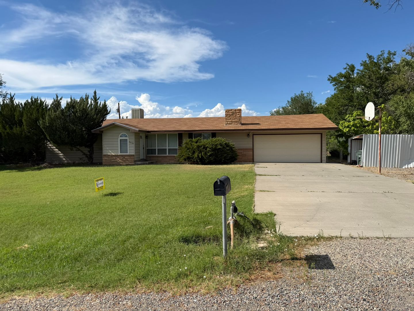 Grand Junction House: 2636 Hickory Dr