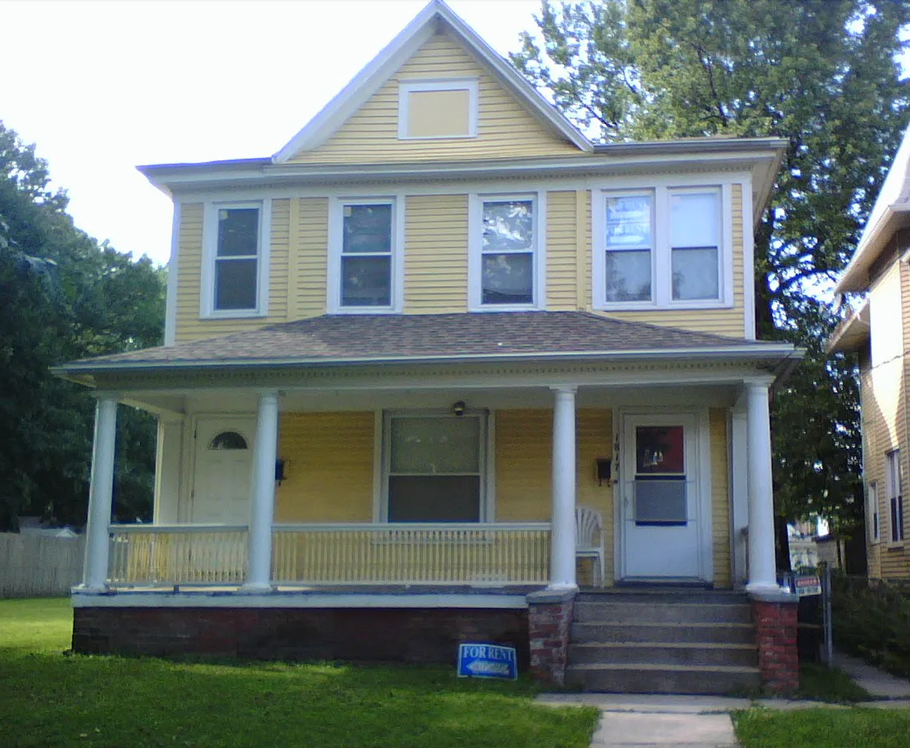 Toledo House: 1817 N. Superior Ave