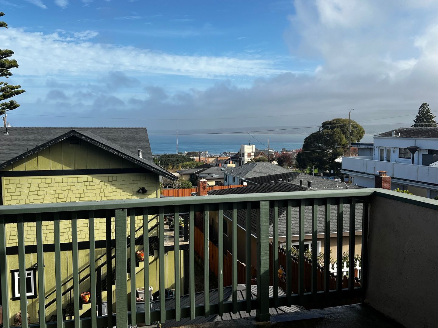 MONTEREY Apartment: 724 SPENCER ST.