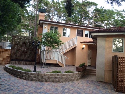PEBBLE BEACH COTTAGE, ALL UTILITIES INCLUDED