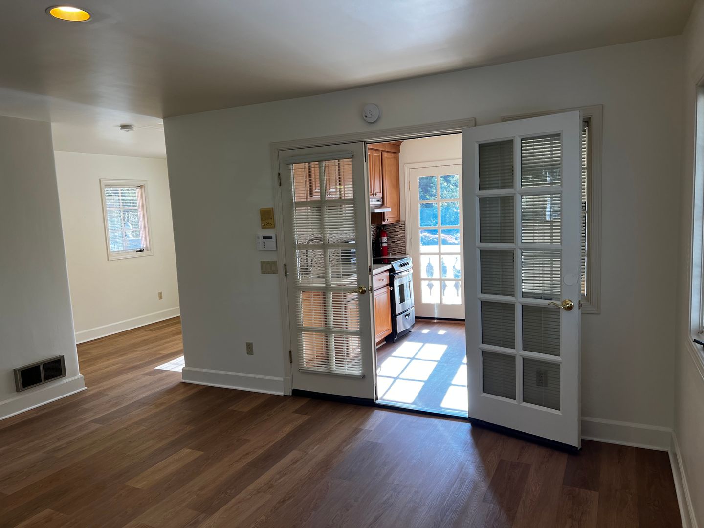 PEBBLE BEACH COTTAGE 8 of 12