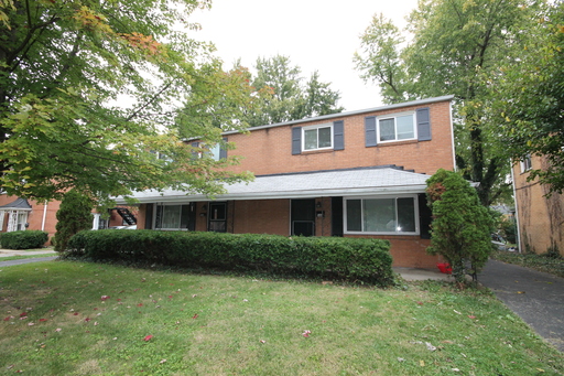 3 Bedroom ~ Clintonville – photo 1