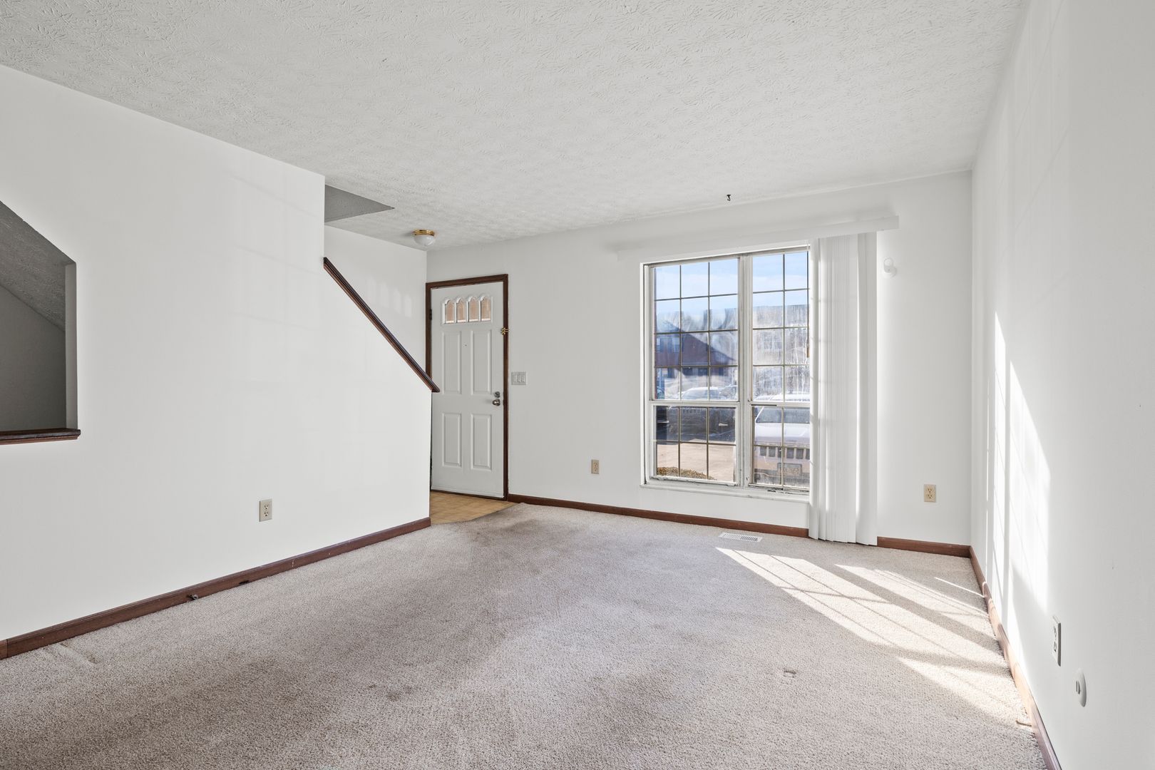 Columbus Apartment: 5254-5262 Griffen House Court