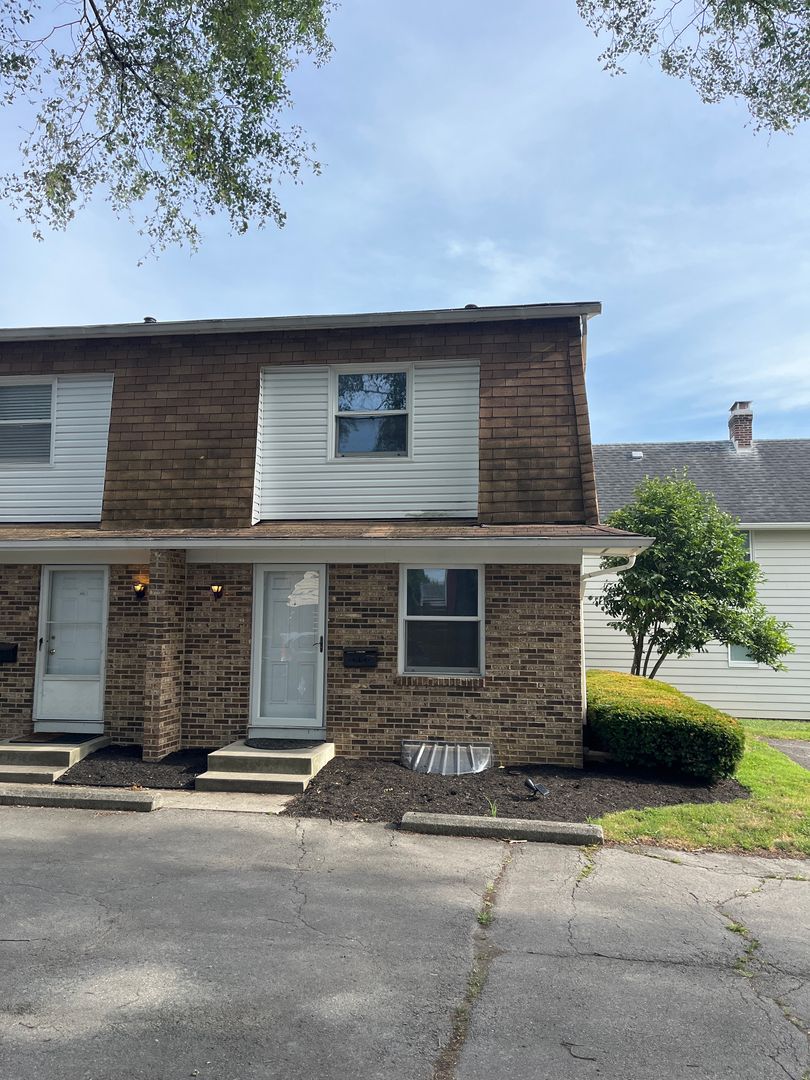 Columbus Apartment: 1500-1508 Glenn Ave